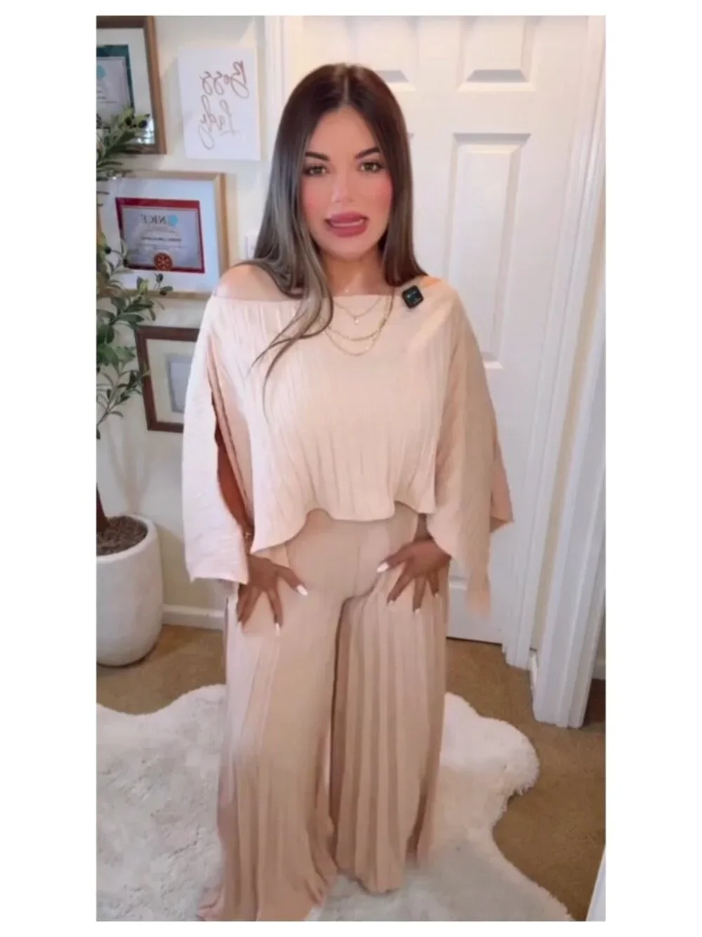 3 Piece Pleated Vacation Outfit Set with Crop Top, Bandeau & Wide Leg Pants